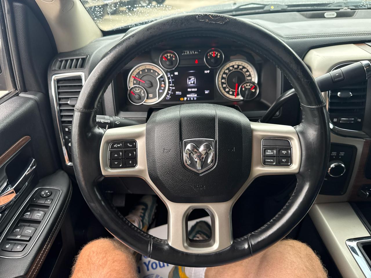 RAM 2500 4WD Mega Cab 160.5" Laramie 2013
