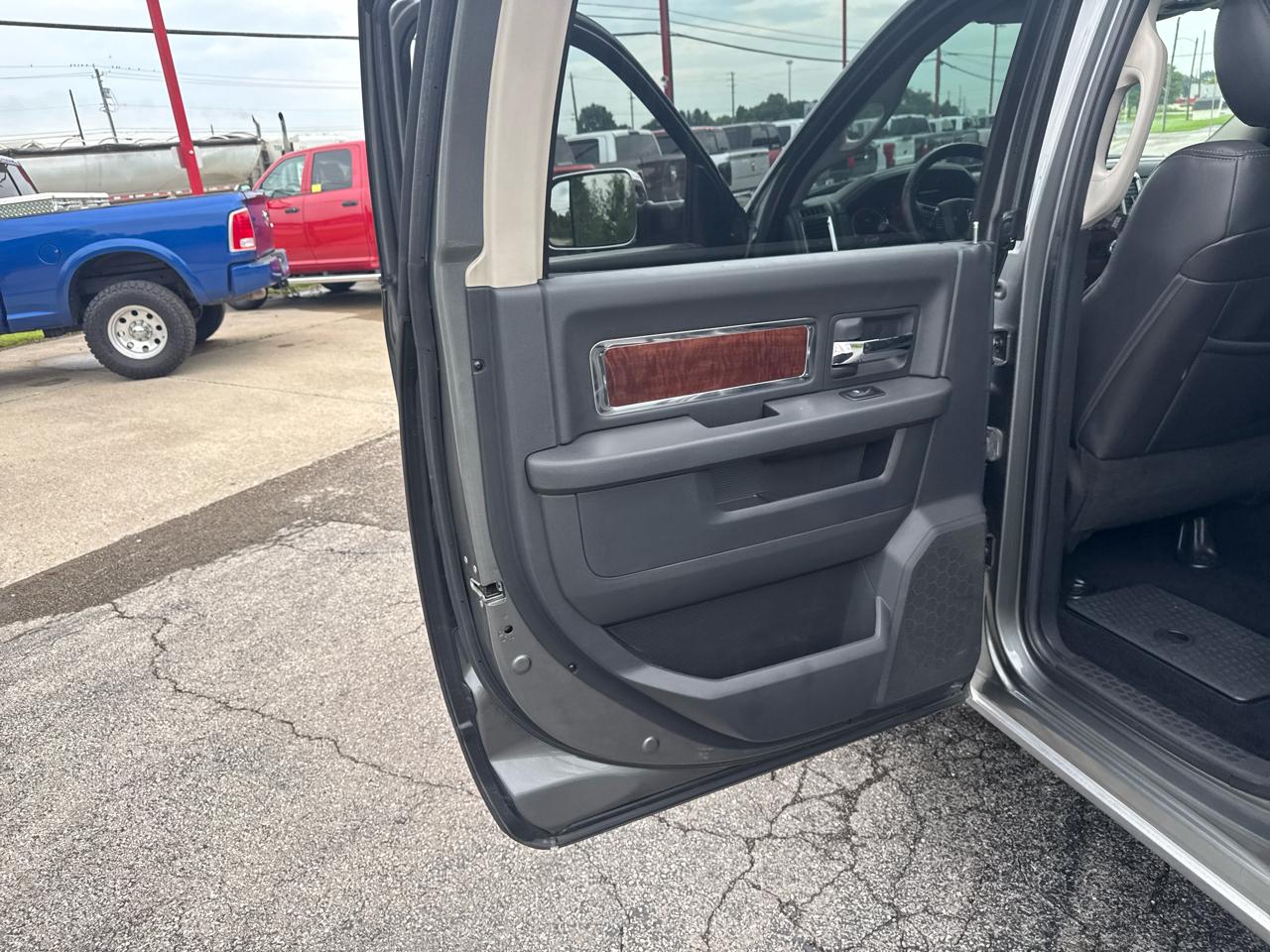 RAM 2500 4WD Crew Cab 149" Laramie 2012