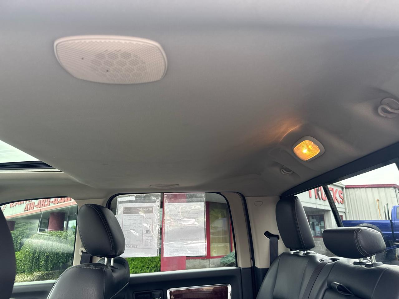 RAM 2500 4WD Crew Cab 149" Laramie 2012