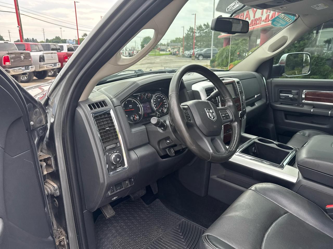 RAM 2500 4WD Crew Cab 149" Laramie 2012