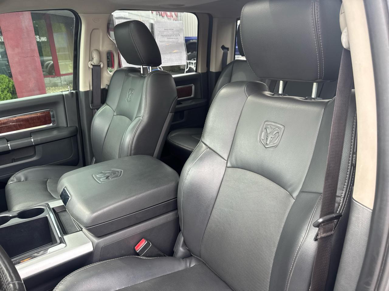 RAM 2500 4WD Crew Cab 149" Laramie 2012