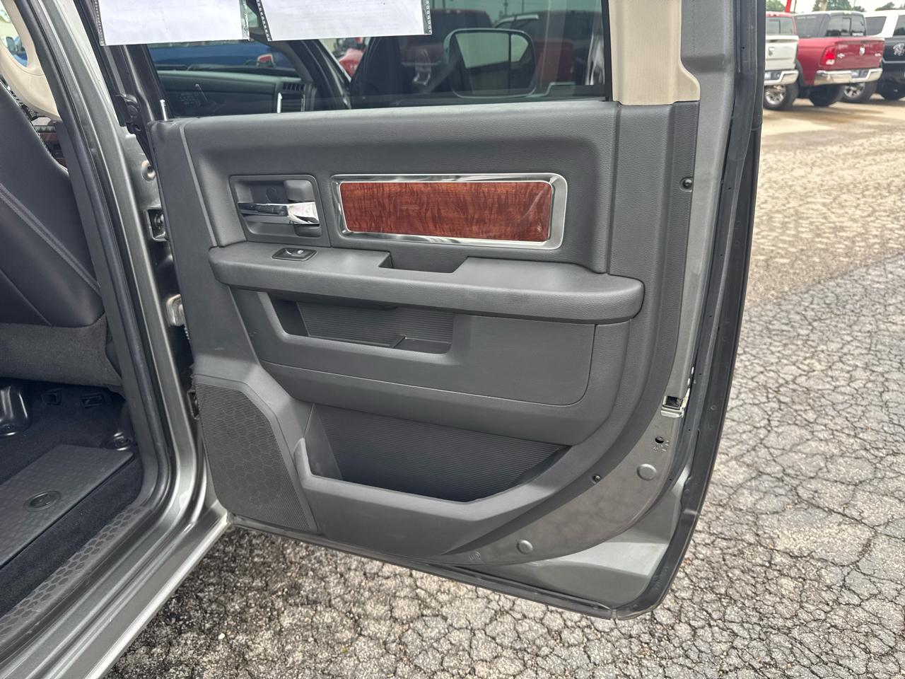RAM 2500 4WD Crew Cab 149" Laramie 2012