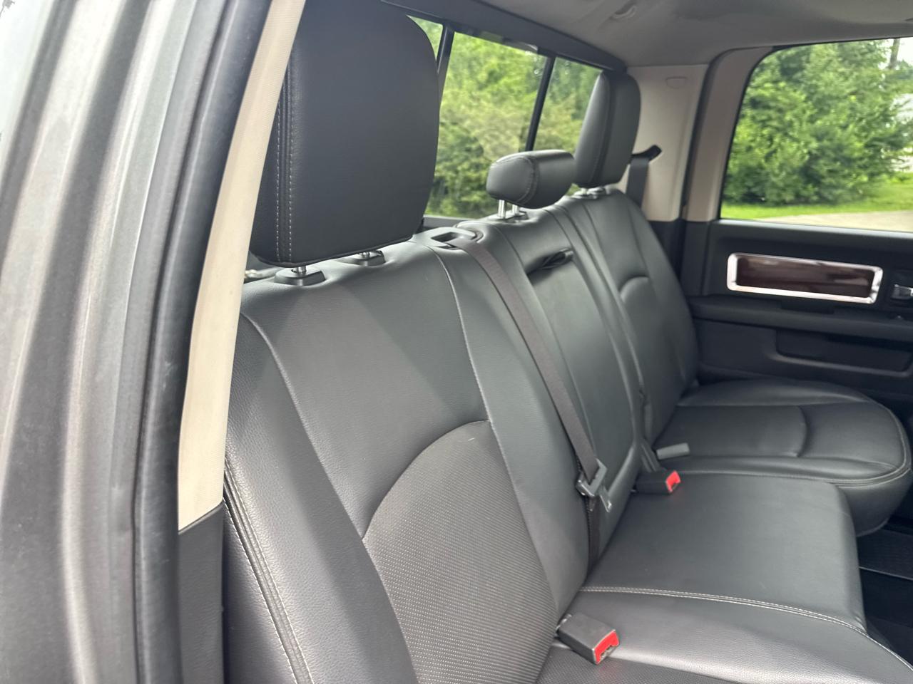 RAM 2500 4WD Crew Cab 149" Laramie 2012