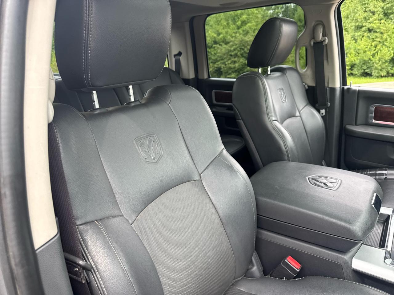 RAM 2500 4WD Crew Cab 149" Laramie 2012