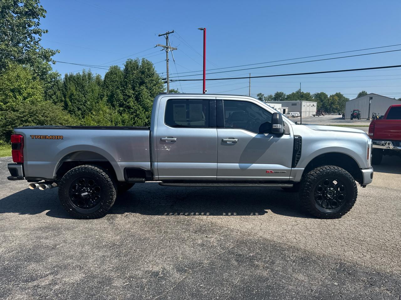 Ford Super Duty F-250 SRW XLT 4WD Crew Cab 6.75' Box 2024