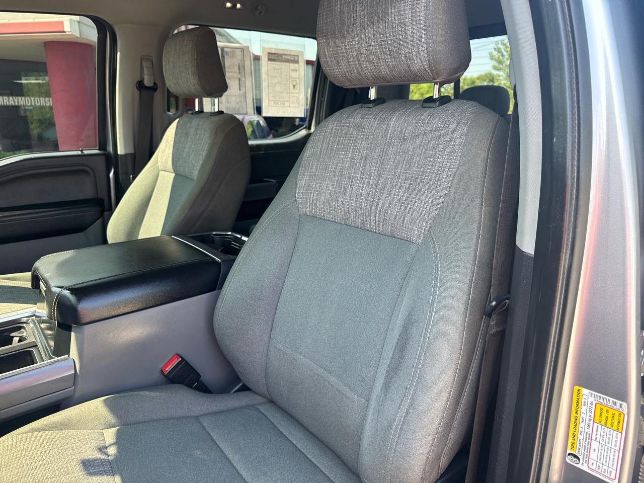 Ford Super Duty F-250 SRW XLT 4WD Crew Cab 6.75' Box 2024
