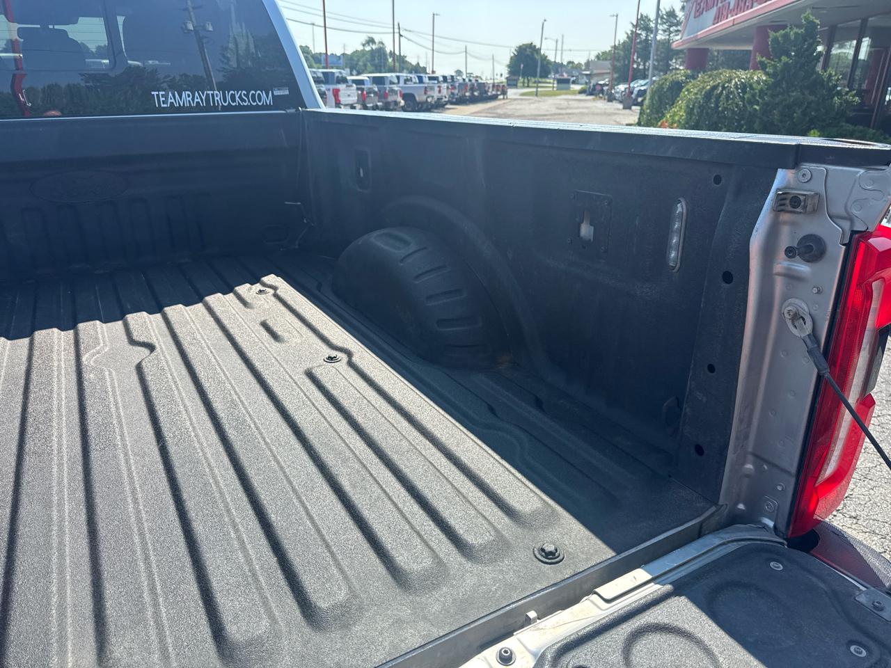 Ford Super Duty F-250 SRW XLT 4WD Crew Cab 6.75' Box 2024