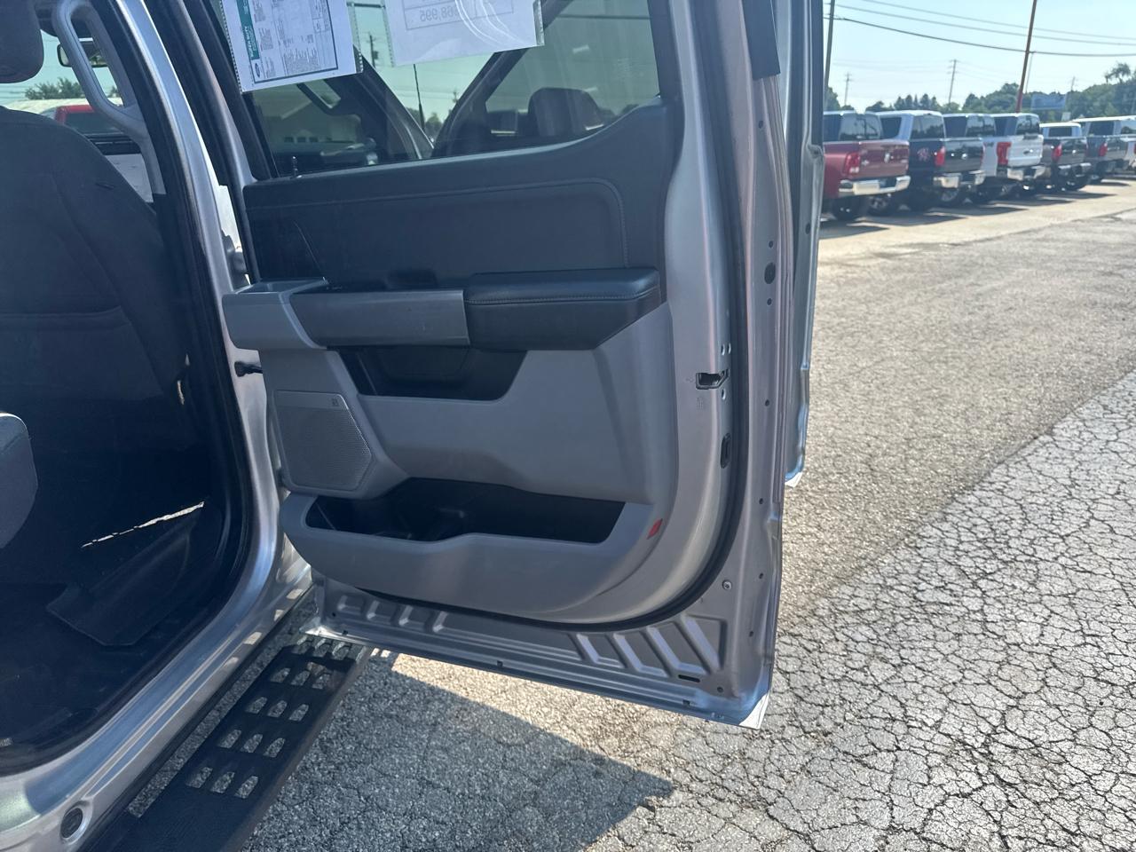 Ford Super Duty F-250 SRW XLT 4WD Crew Cab 6.75' Box 2024
