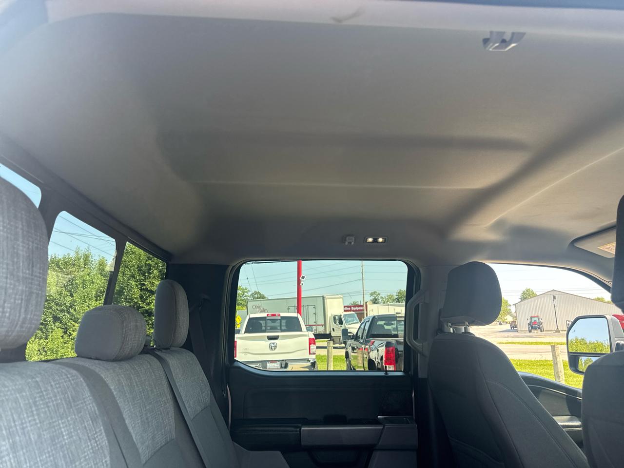 Ford Super Duty F-250 SRW XLT 4WD Crew Cab 6.75' Box 2024