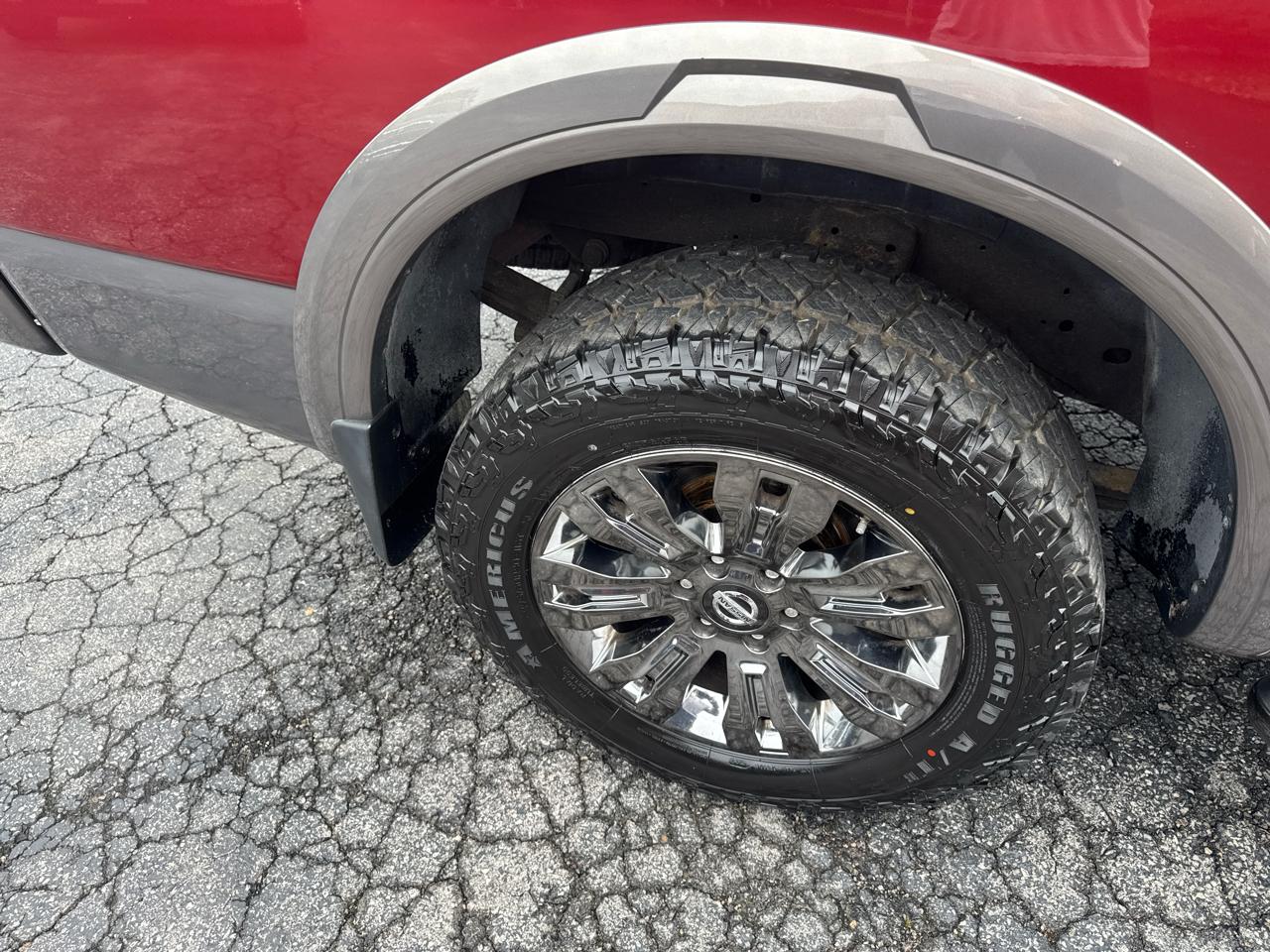 Nissan Titan 4x4 Crew Cab Platinum Reserve 2018
