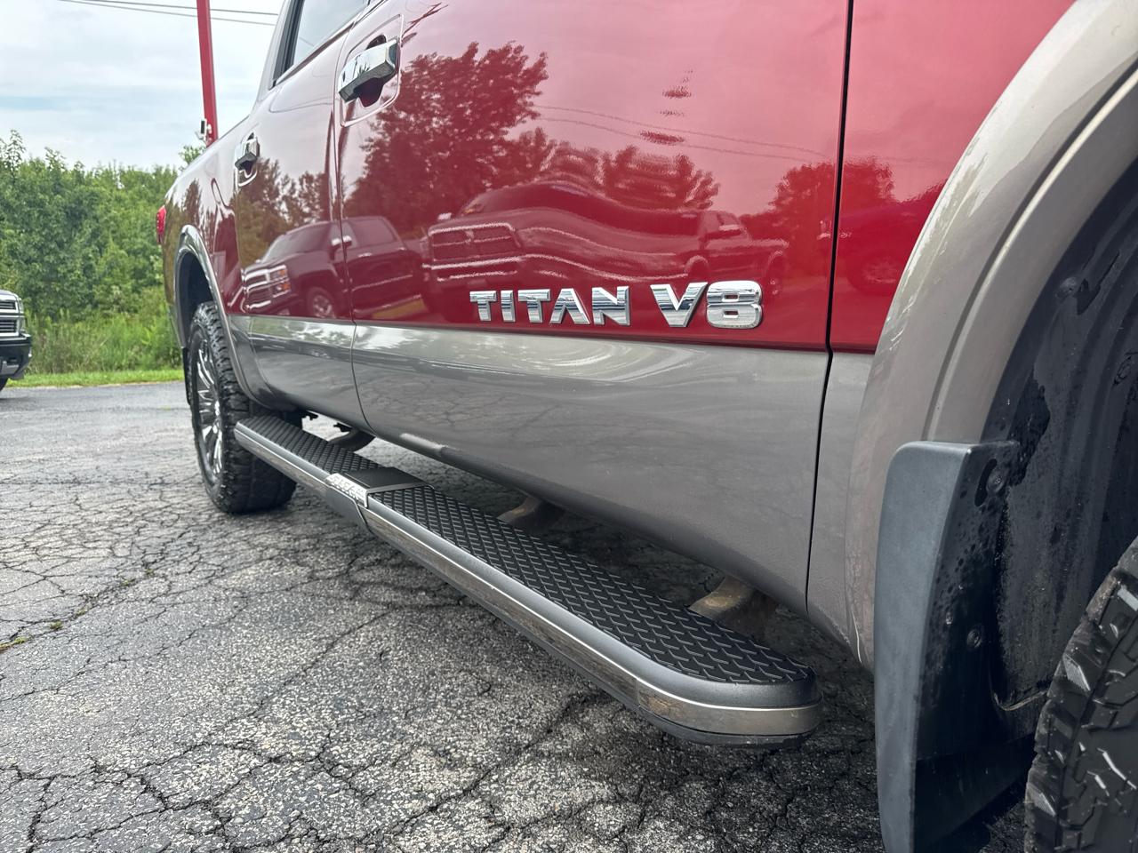 Nissan Titan 4x4 Crew Cab Platinum Reserve 2018