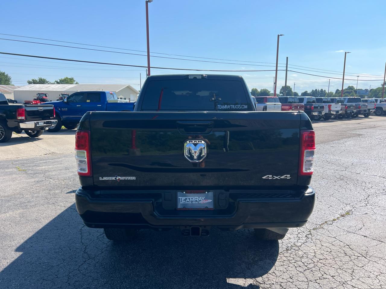 RAM 2500 Lone Star 4x4 Crew Cab 6'4" Box 2022