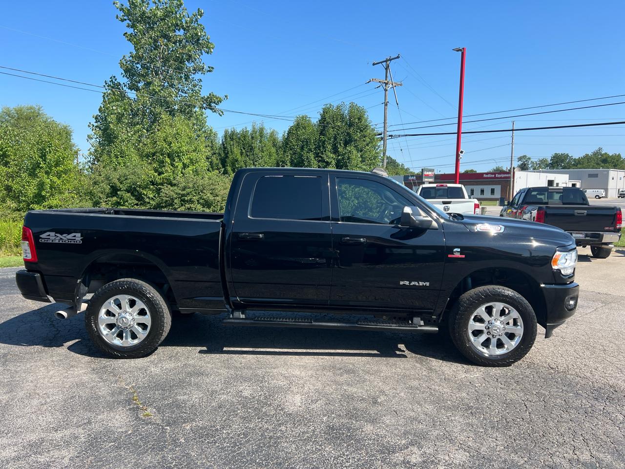 RAM 2500 Lone Star 4x4 Crew Cab 6'4" Box 2022