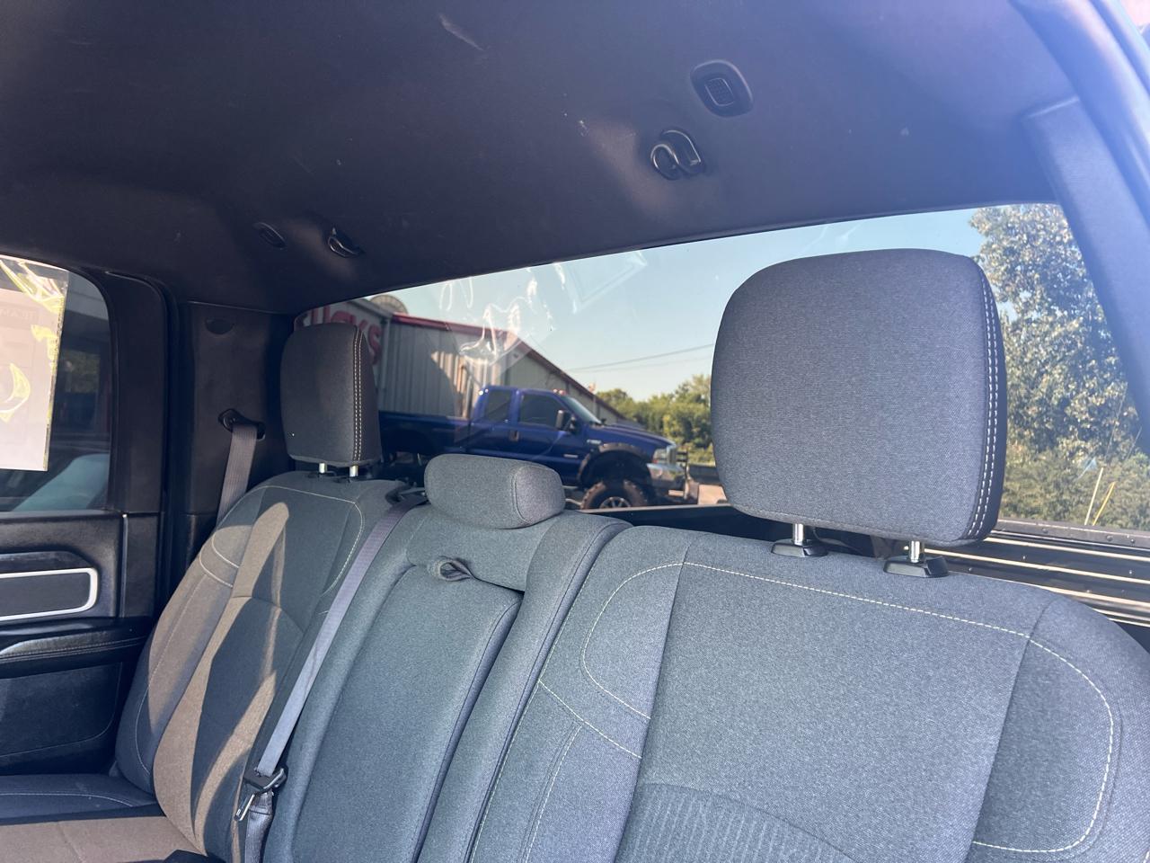 RAM 2500 Lone Star 4x4 Crew Cab 6'4" Box 2022