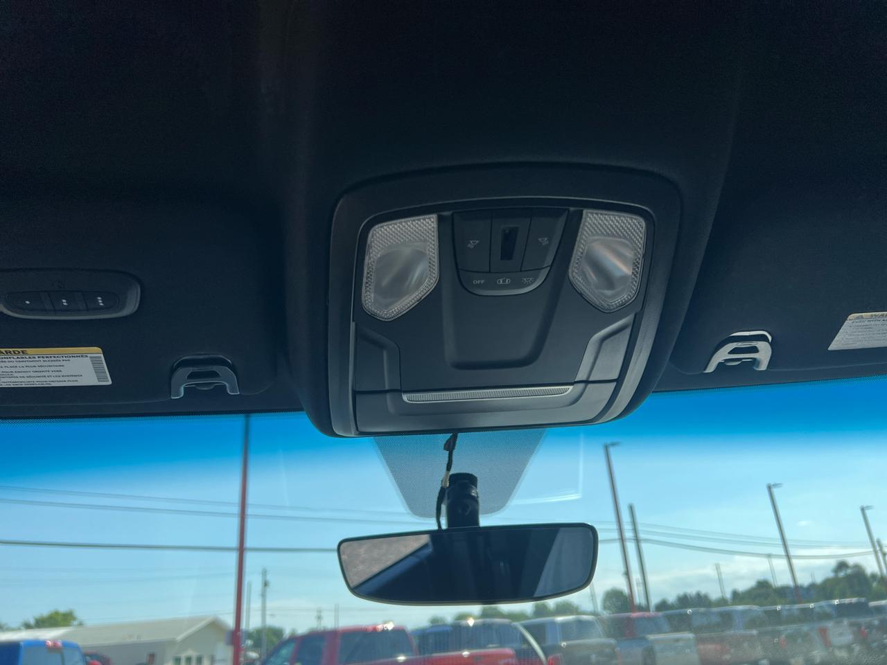 RAM 2500 Lone Star 4x4 Crew Cab 6'4" Box 2022