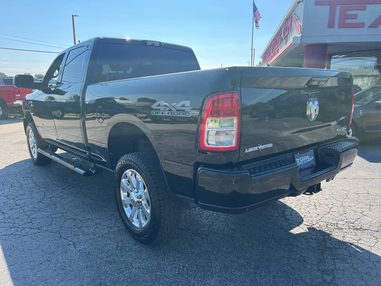 RAM 2500 Lone Star 4x4 Crew Cab 6'4" Box 2022