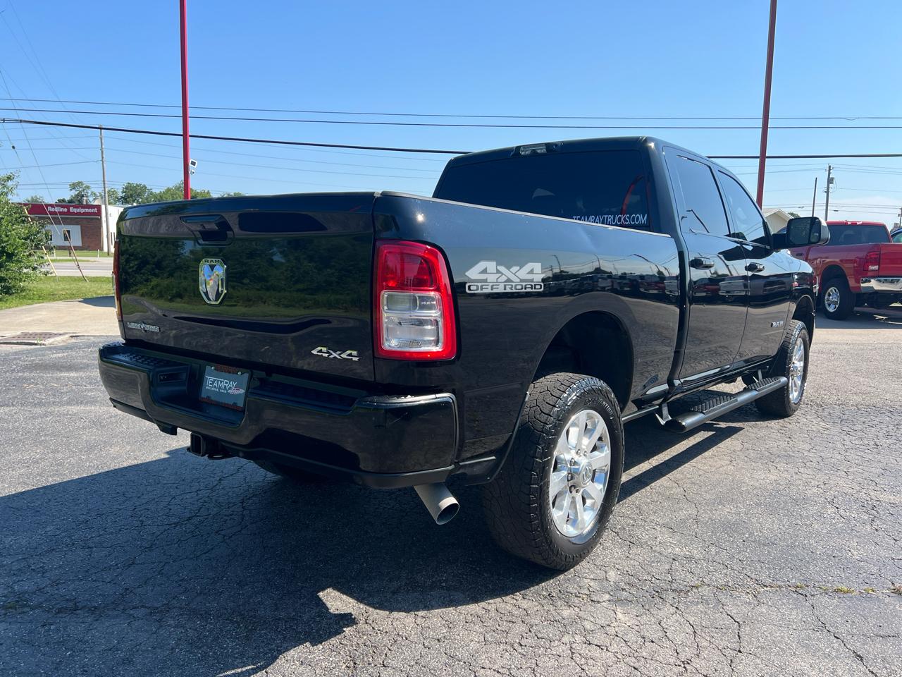 RAM 2500 Lone Star 4x4 Crew Cab 6'4" Box 2022