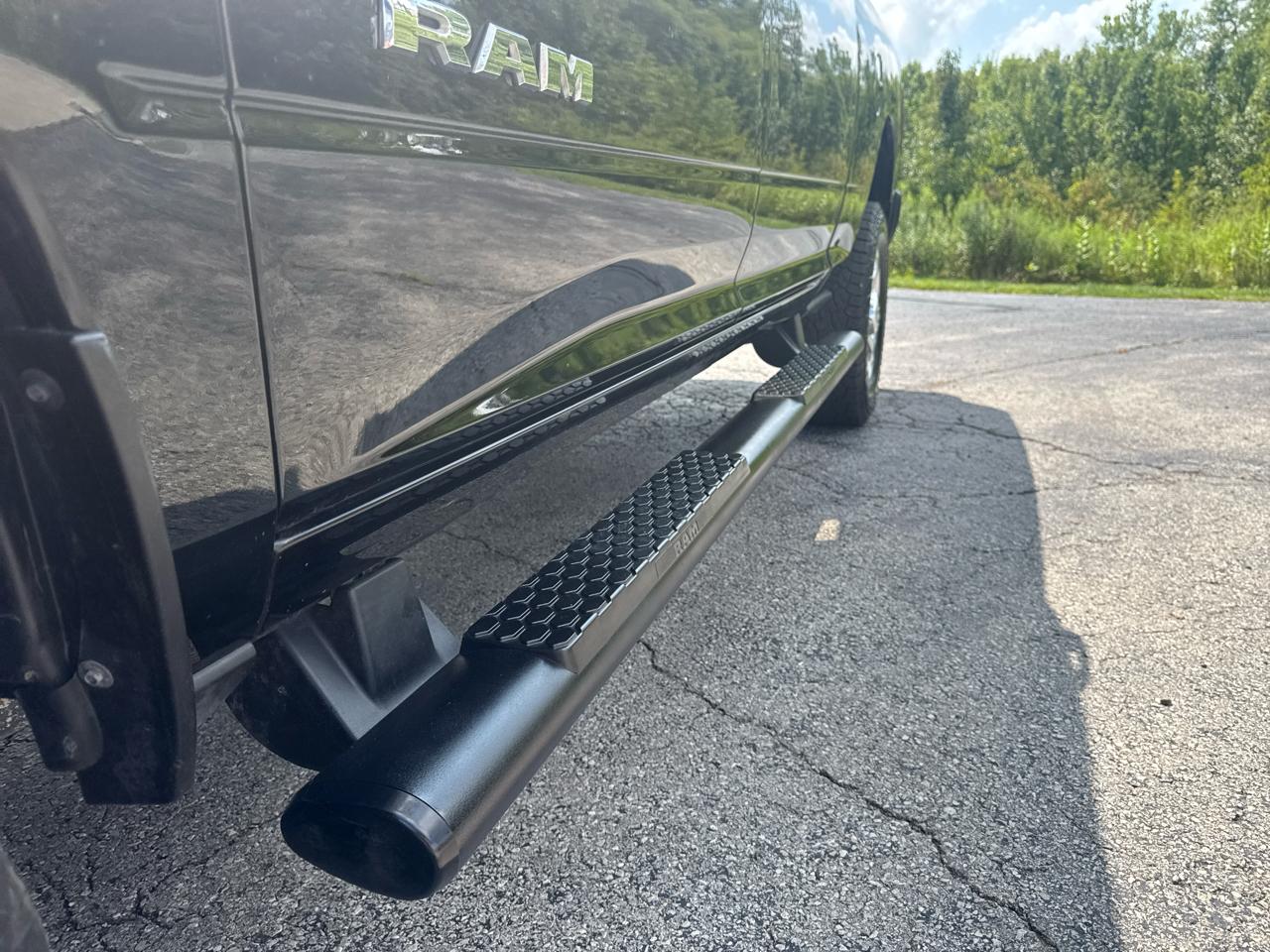 RAM 2500 Lone Star 4x4 Crew Cab 6'4" Box 2022