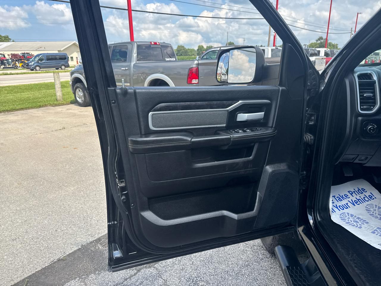 RAM 2500 Lone Star 4x4 Crew Cab 6'4" Box 2022