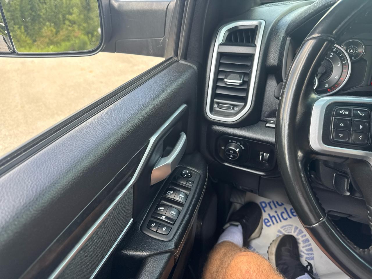 RAM 2500 Lone Star 4x4 Crew Cab 6'4" Box 2022