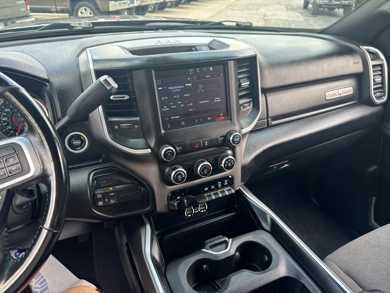 RAM 2500 Lone Star 4x4 Crew Cab 6'4" Box 2022