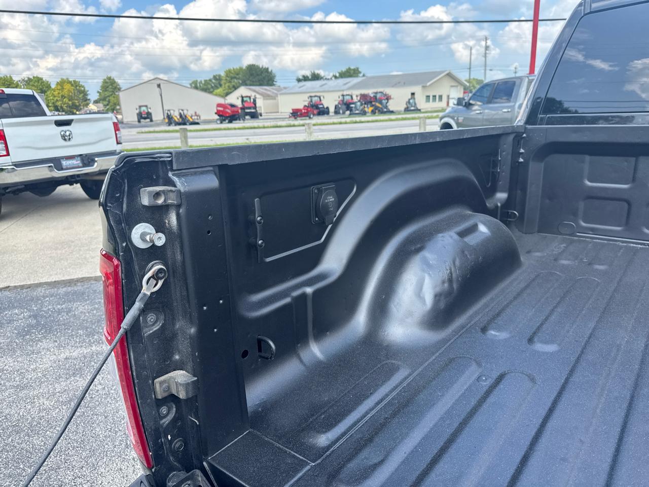 RAM 2500 Lone Star 4x4 Crew Cab 6'4" Box 2022