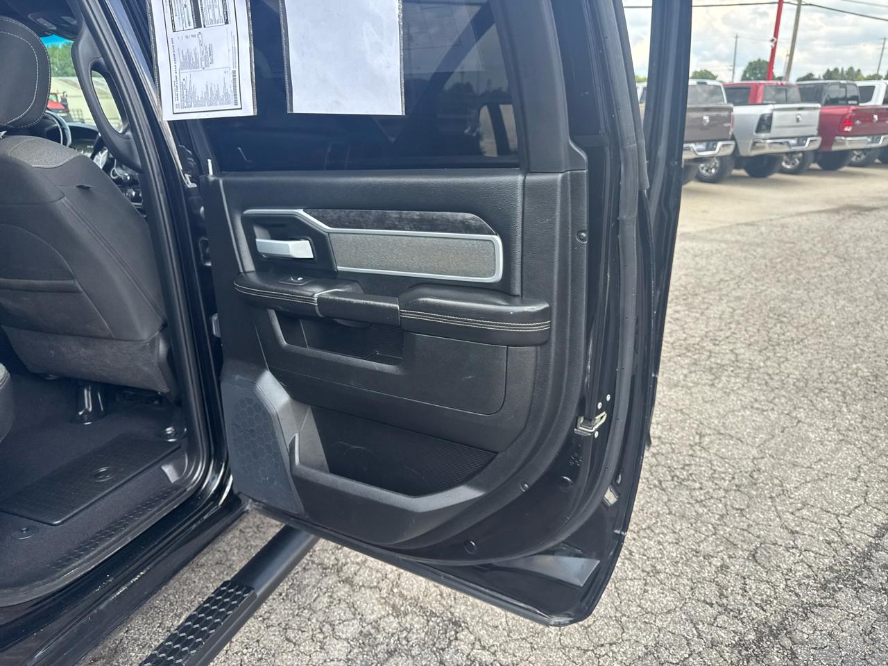 RAM 2500 Lone Star 4x4 Crew Cab 6'4" Box 2022