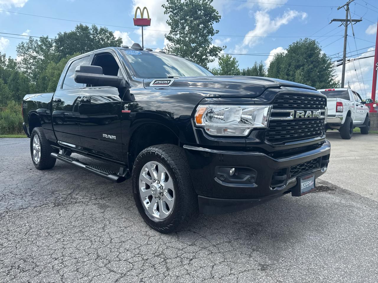 RAM 2500 Lone Star 4x4 Crew Cab 6'4" Box 2022