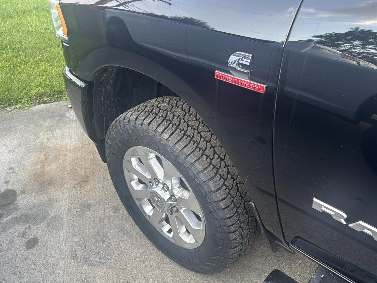 RAM 2500 Lone Star 4x4 Crew Cab 6'4" Box 2022