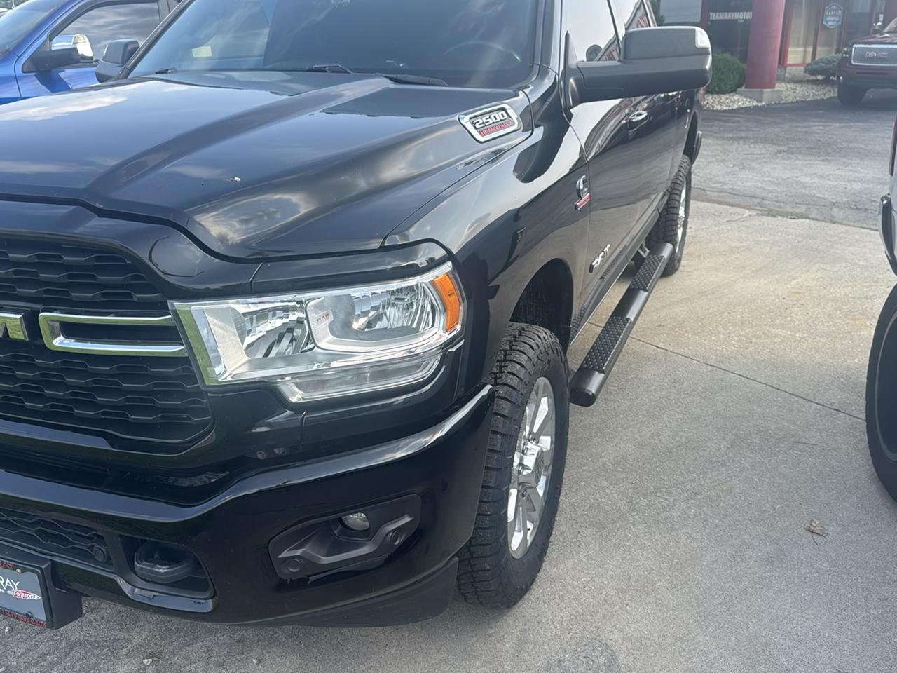 RAM 2500 Lone Star 4x4 Crew Cab 6'4" Box 2022