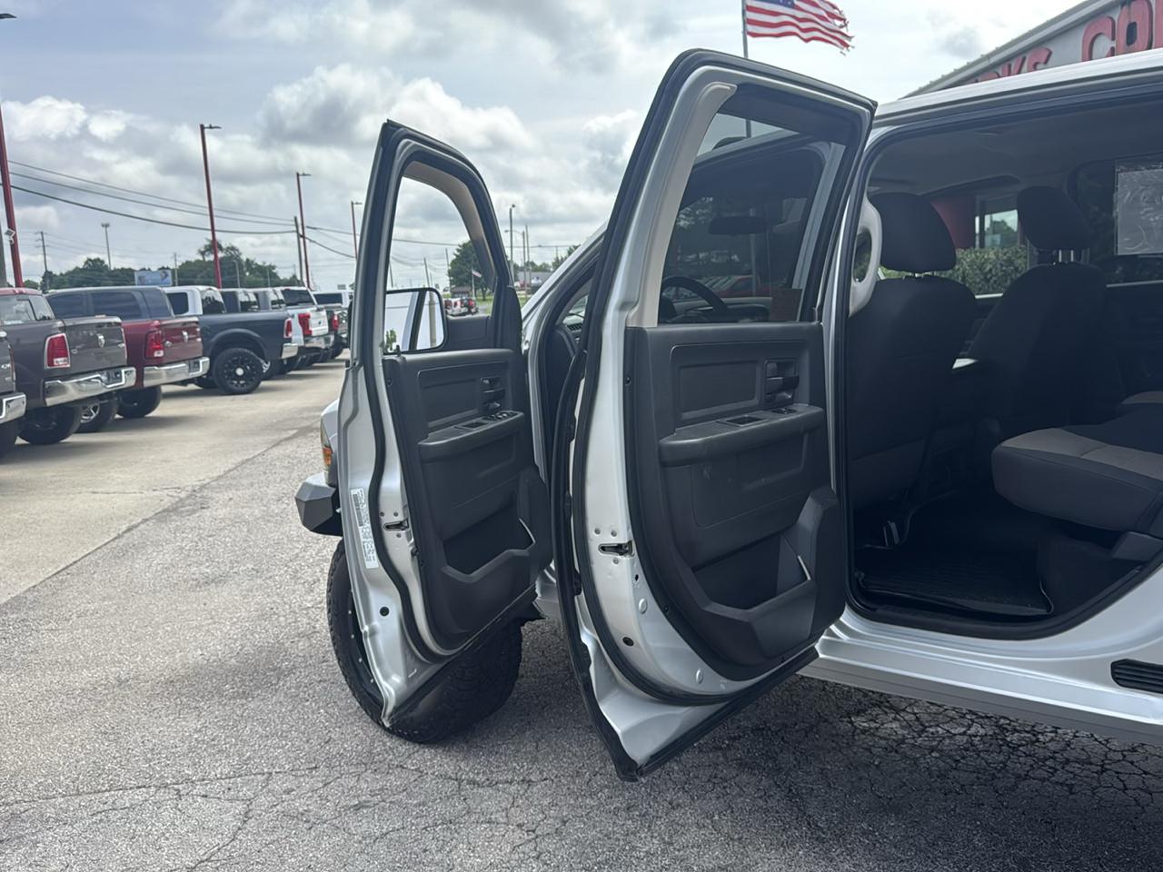 RAM 2500 4WD Crew Cab 149" ST 2012