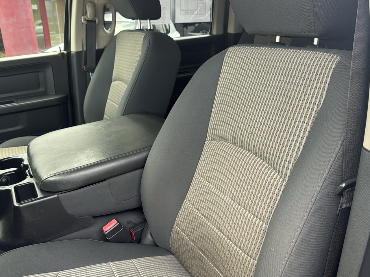 RAM 2500 4WD Crew Cab 149" ST 2012