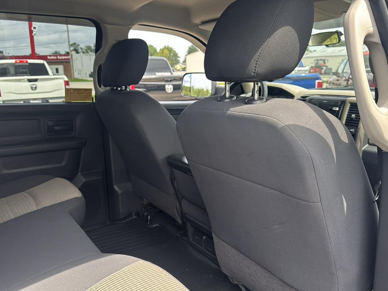 RAM 2500 4WD Crew Cab 149" ST 2012