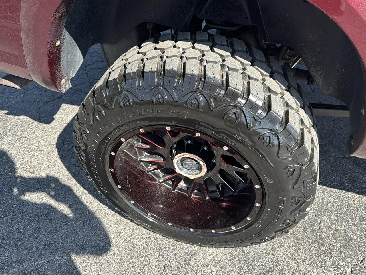 RAM 1500 4WD Crew Cab 140.5" Outdoorsman 2016