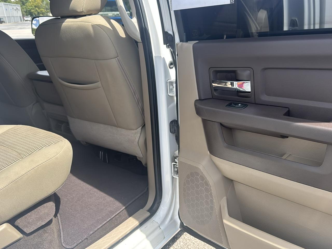 RAM 3500 4WD Crew Cab 149" Big Horn 2012