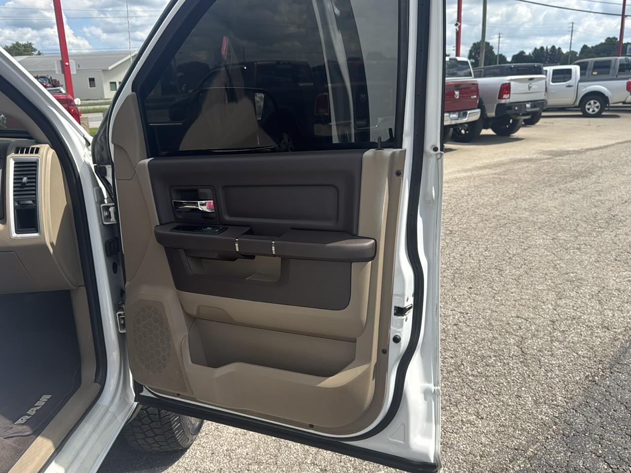 RAM 3500 4WD Crew Cab 149" Big Horn 2012