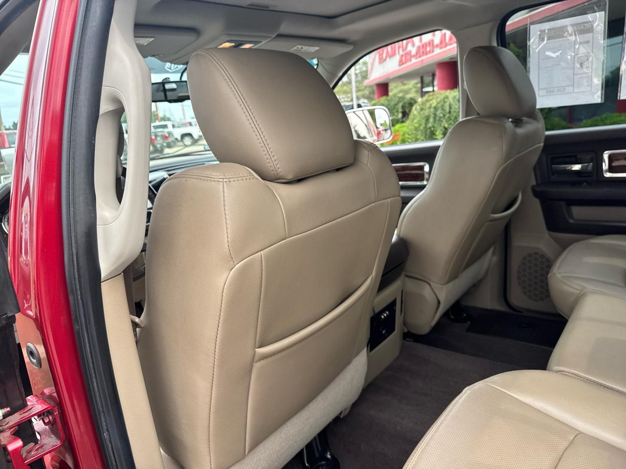 RAM 2500 4WD Crew Cab 149" Laramie 2011