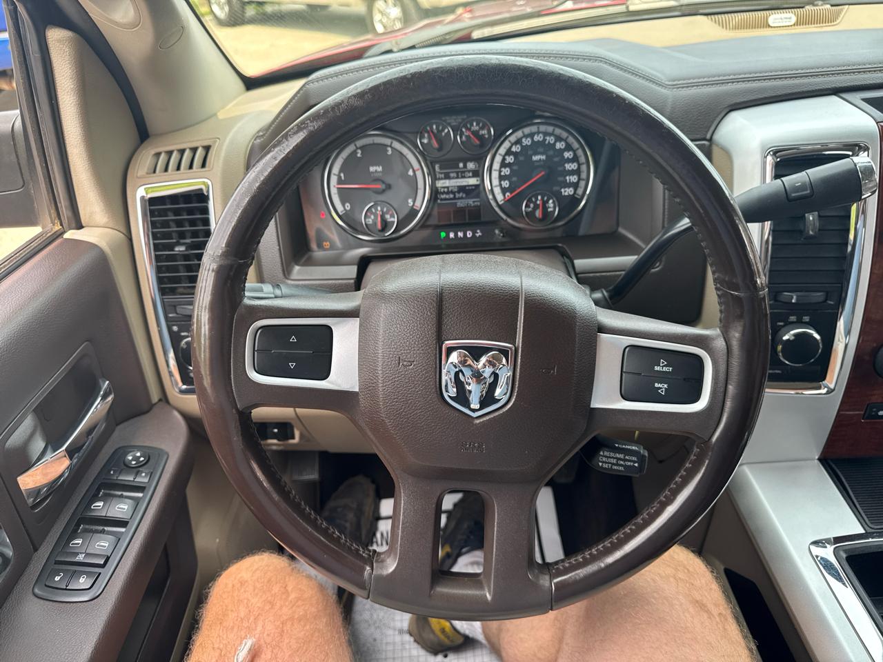 RAM 2500 4WD Crew Cab 149" Laramie 2011