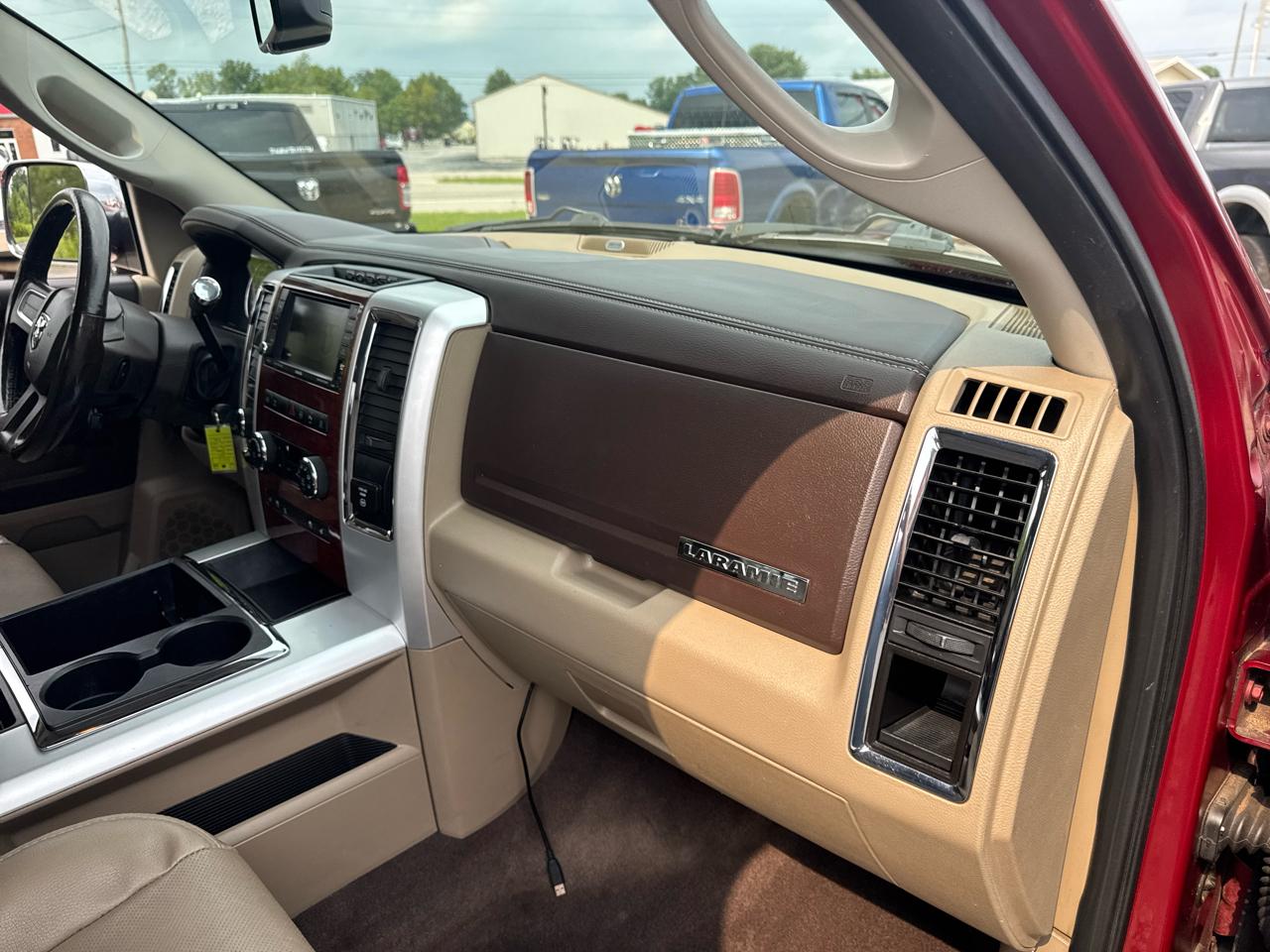 RAM 2500 4WD Crew Cab 149" Laramie 2011