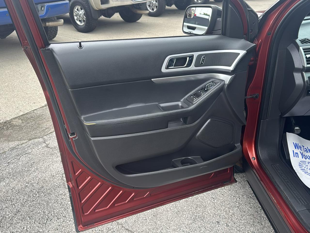 Ford Explorer 4WD 4dr XLT 2014