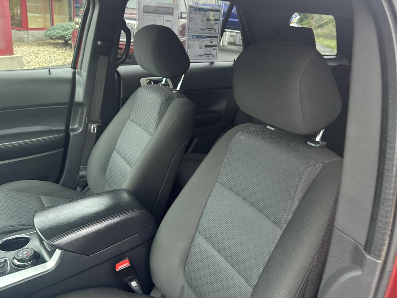 Ford Explorer 4WD 4dr XLT 2014