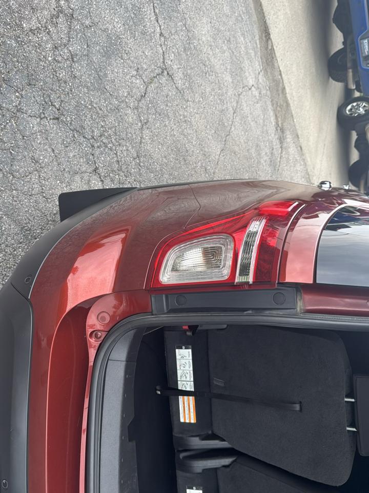 Ford Explorer 4WD 4dr XLT 2014