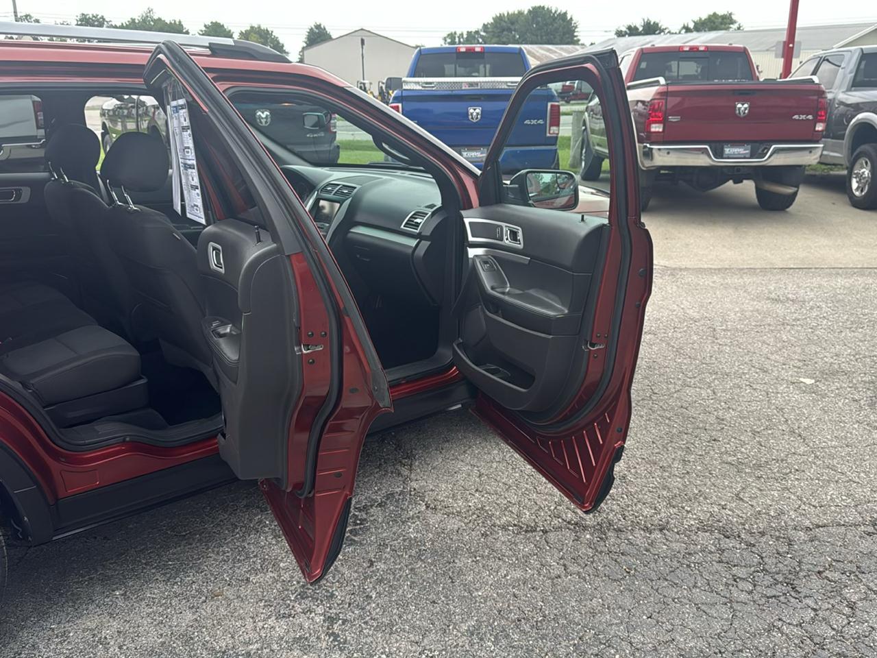 Ford Explorer 4WD 4dr XLT 2014