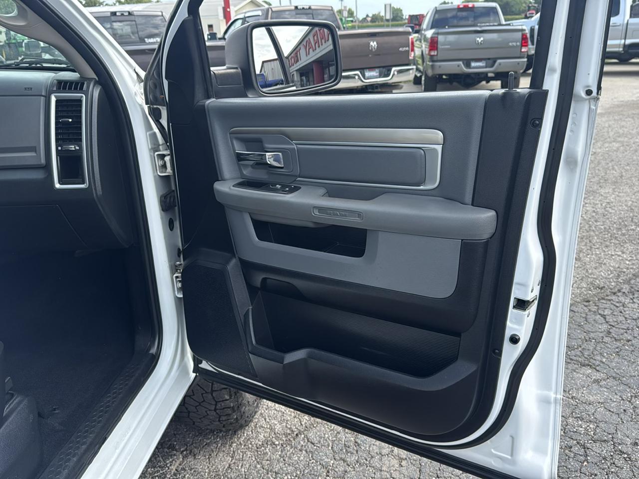 RAM 2500 4WD Crew Cab 169" SLT 2016