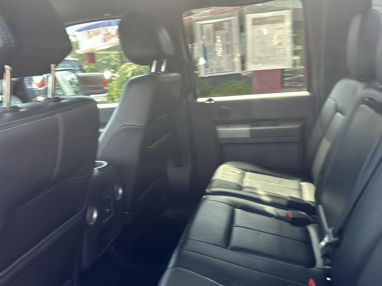 Ford Super Duty F-350 SRW 4WD Crew Cab 156" Lariat 2012