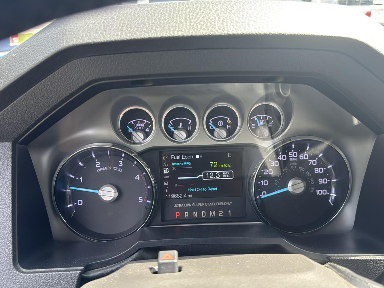 Ford Super Duty F-350 SRW 4WD Crew Cab 156" Lariat 2012