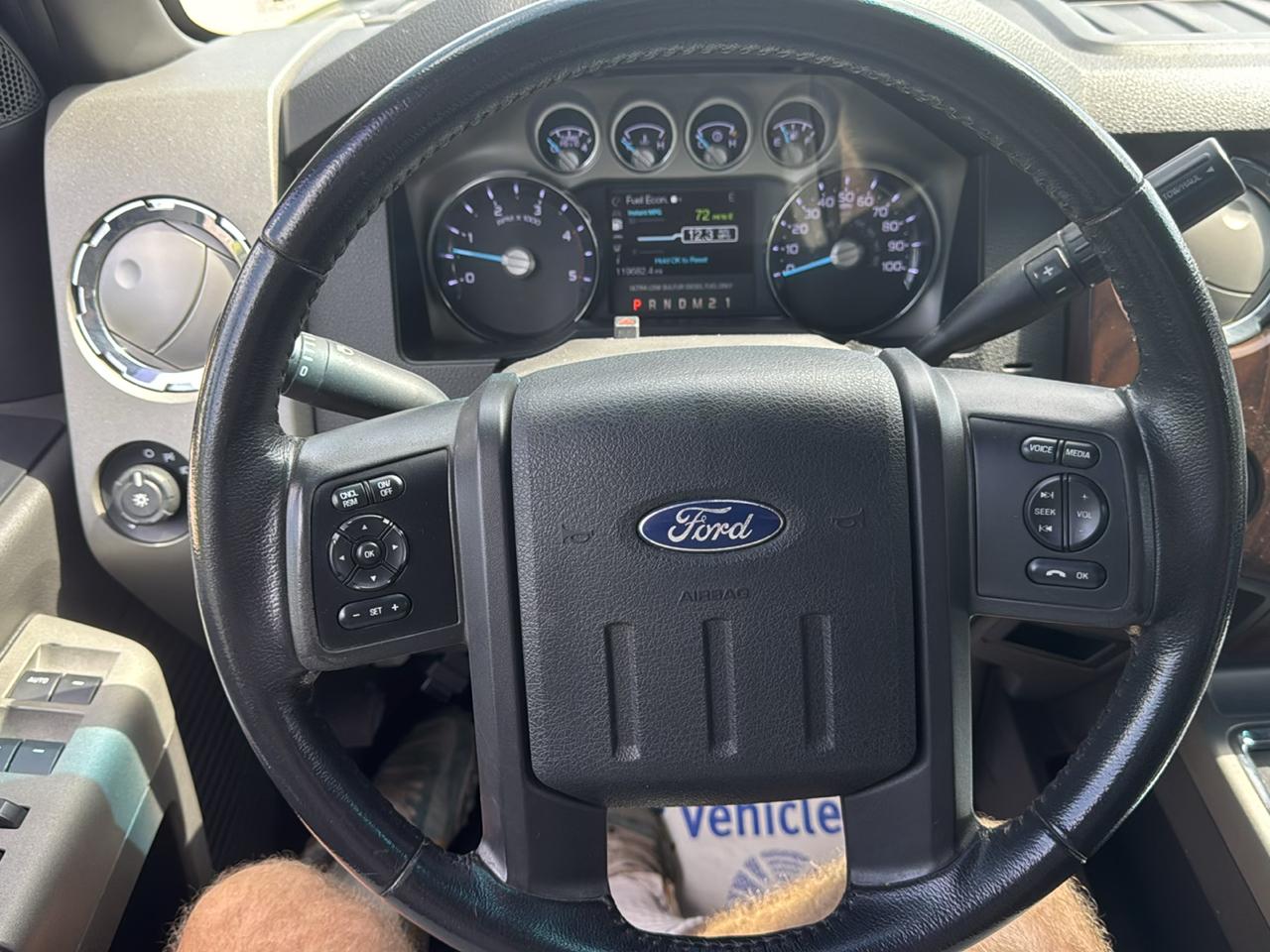 Ford Super Duty F-350 SRW 4WD Crew Cab 156" Lariat 2012