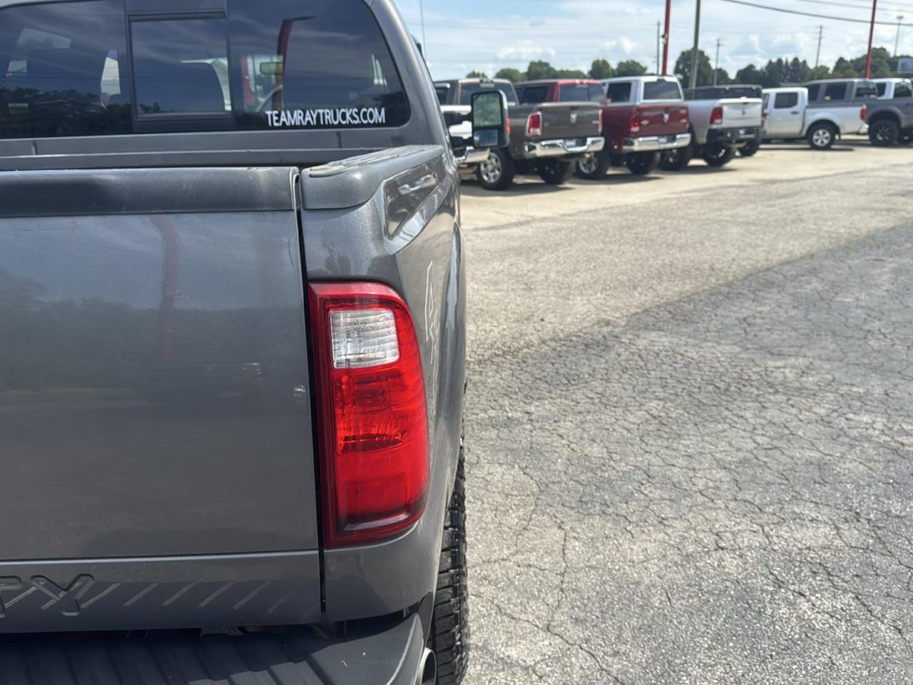 Ford Super Duty F-350 SRW 4WD Crew Cab 156" Lariat 2012
