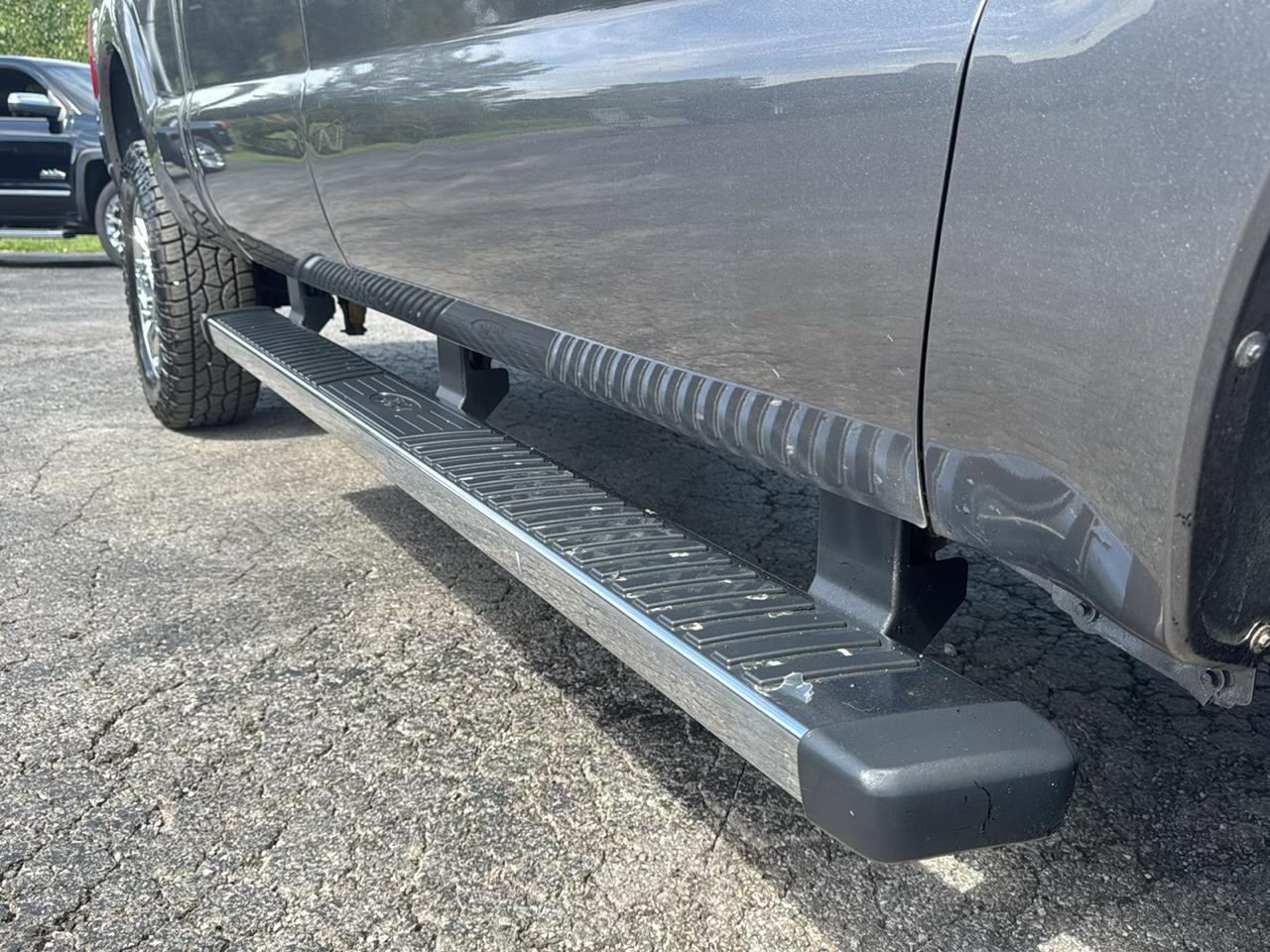 Ford Super Duty F-350 SRW 4WD Crew Cab 156" Lariat 2012