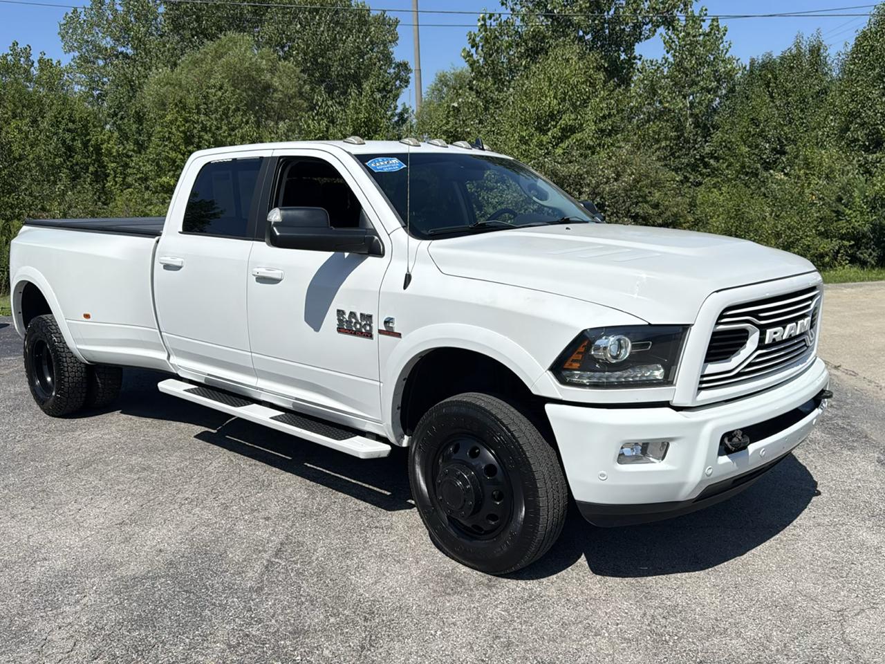 RAM 3500 Laramie 4x4 Crew Cab 8' Box 2018